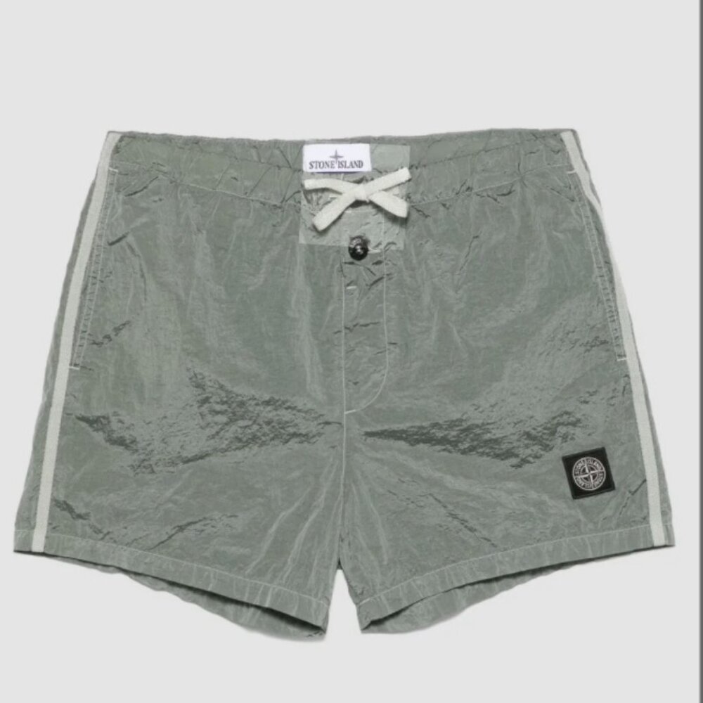 Stone Island Compass Badge Shorts Olive Green | Drawstring Technical Nylon. M.